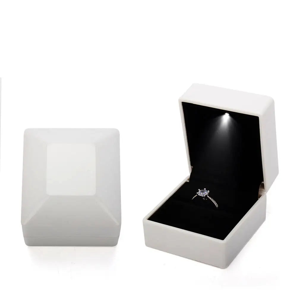 Mirth Luxe™ LUMI GLOW RING BOX - ILLUMINATE YOUR MOMENT